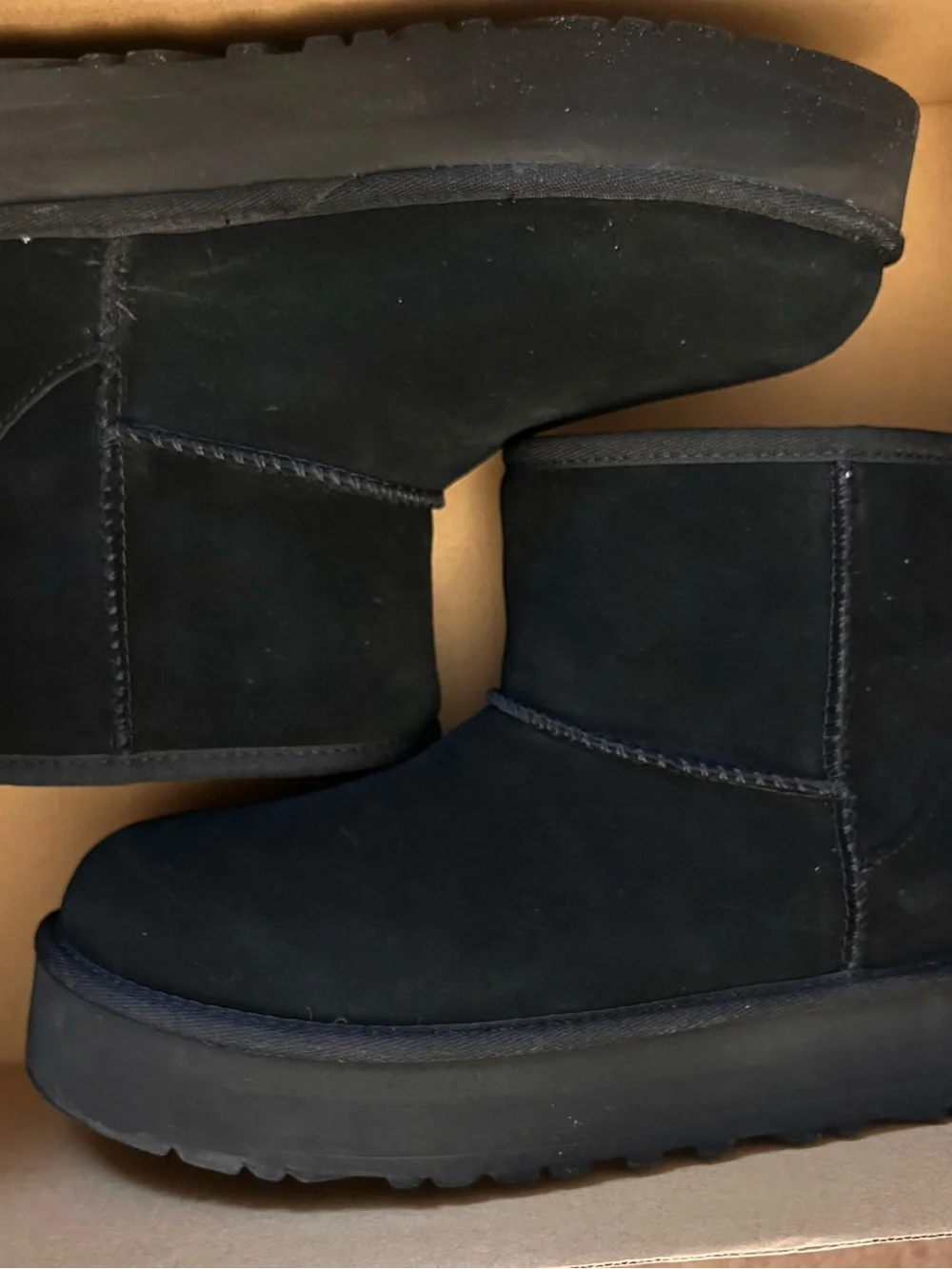 UGG kids’ classic